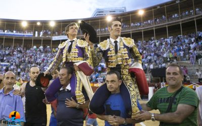 El Juli y Alejandro Talavante abren la cuarta puerta grande del abono de Hogueras