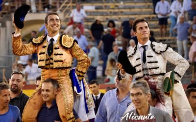 El Fandi y Daniel Luque conquistan la puerta grande en la primera corrida de Hogueras