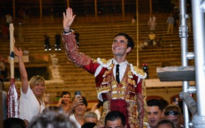 Puerta grande al valor y la ambición de Samuel Navalón en la tercera de abono